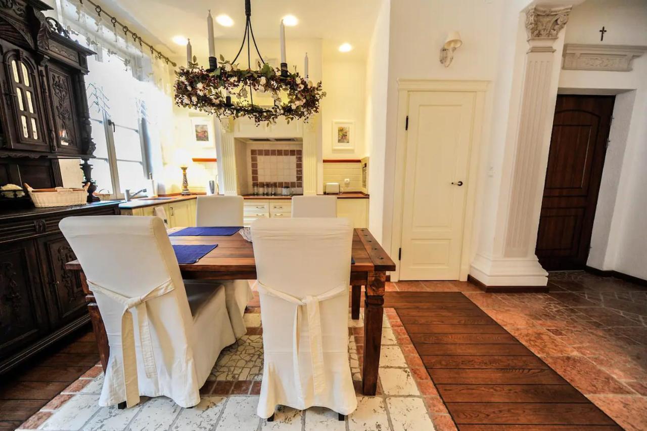 Castle Square Apartment วอร์ซอ ภายนอก รูปภาพ