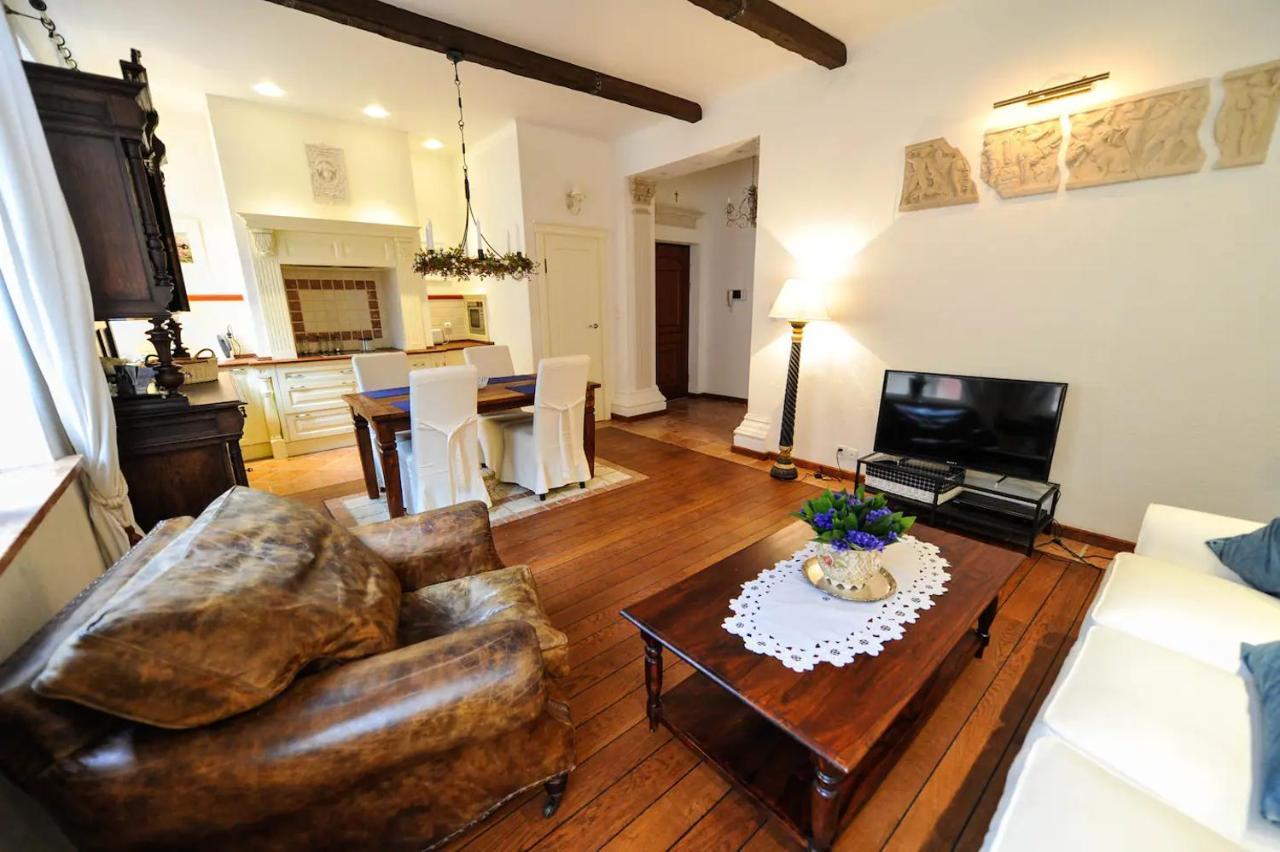 Castle Square Apartment วอร์ซอ ภายนอก รูปภาพ